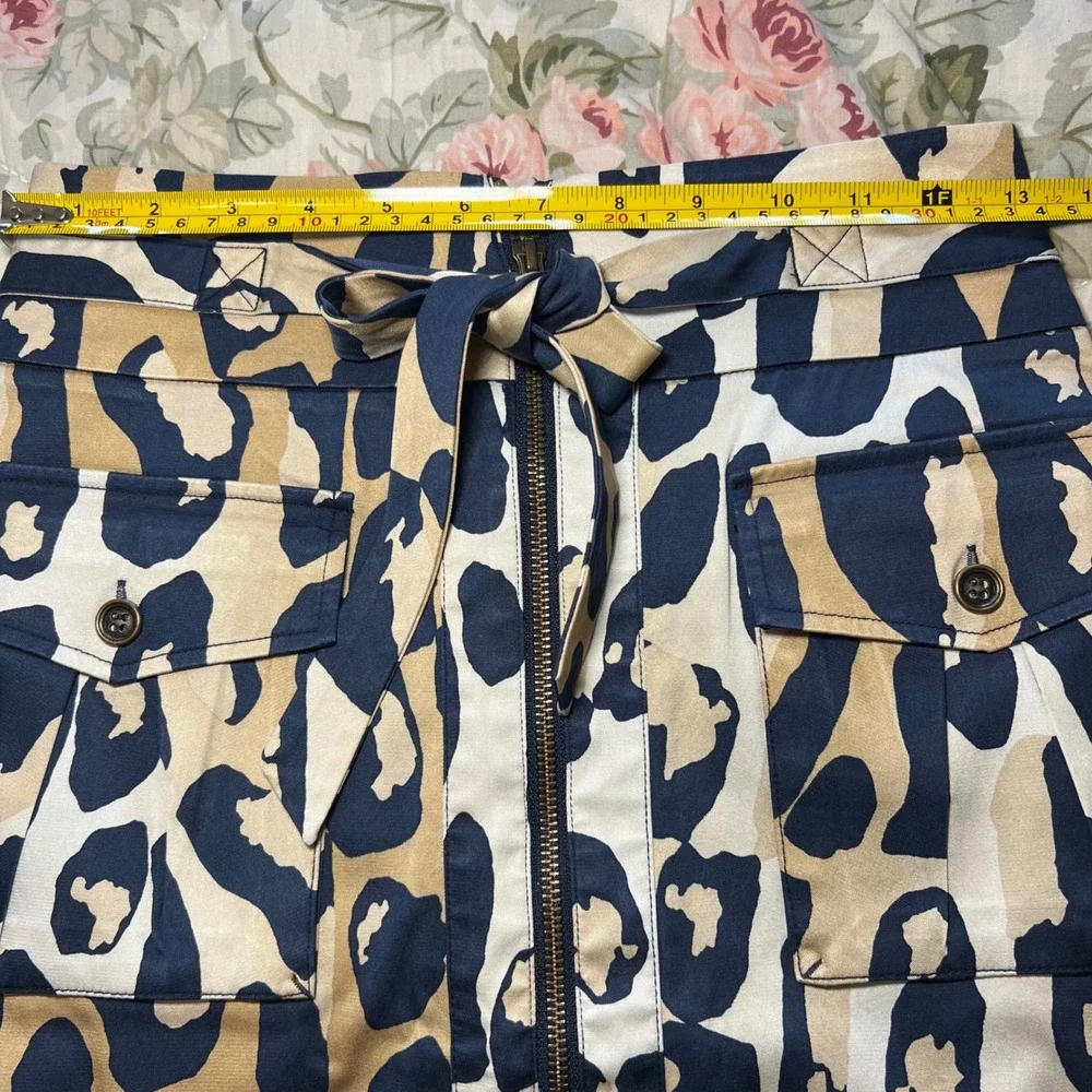 Diane von Furstenberg DVF Silk Leopard Print Cargo‎ Pencil Skirt Navy Tan Size 6